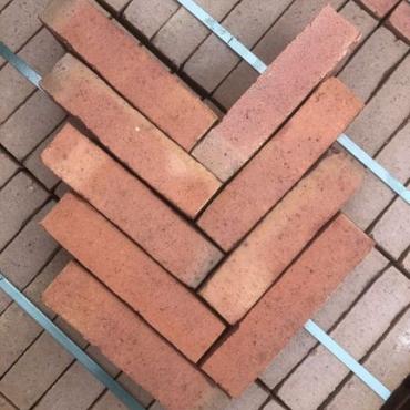 Waalformaat burgos rood genuanceerd