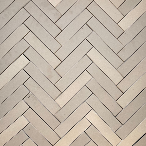 UDF 60 romina ongetrommeld