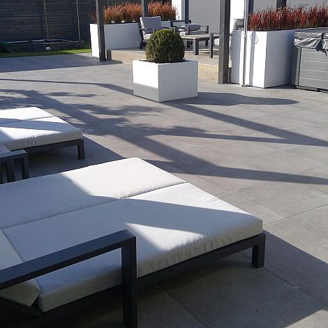Solido Ceramica 30MM Cemento Smoke tegel 80x80x3 cm.