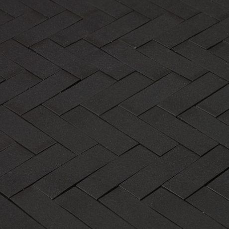 UWF60 ARES GETROMMELD